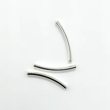 Stříbrná zahnutá distanční trubička 30 x 2,6 mm Mezičlánek